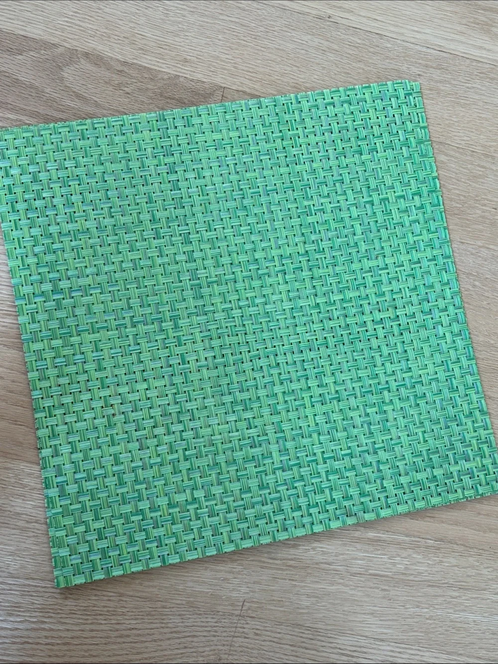 PLACEMATS set/4 square vinyl woven bamboo